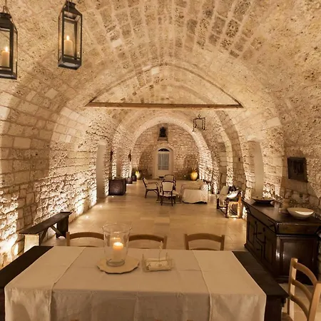 فيلة Masseria Le Cerase كونفيرسانو